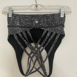 Lululemon Free To Be Moved Bra